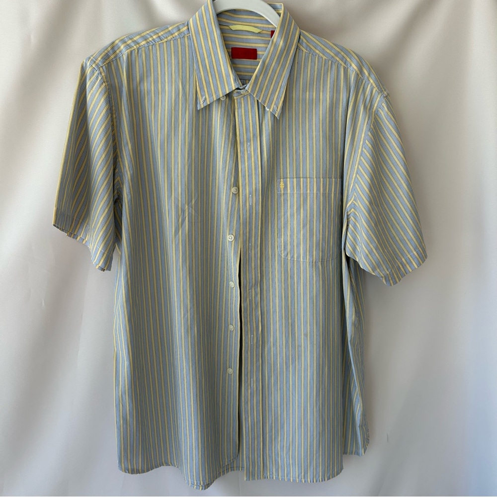 Izod Men’s Striped Short Sleeve Button Down Shirt